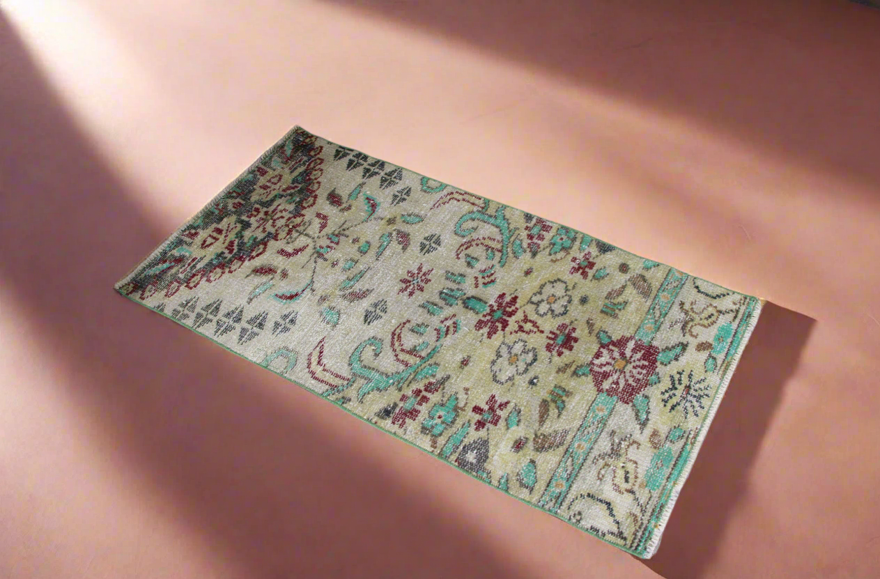 “Odette” Turkish rug • 2’ x 3.8’