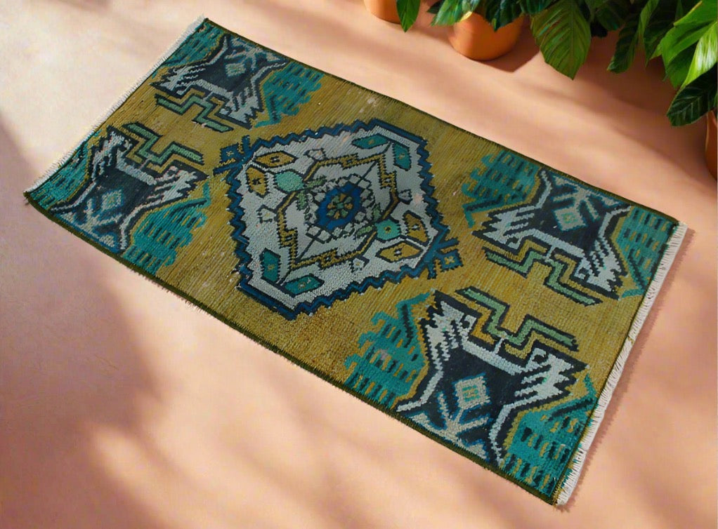 "Joni" Vintage Oushak Rug • 1.3' x 2.5'