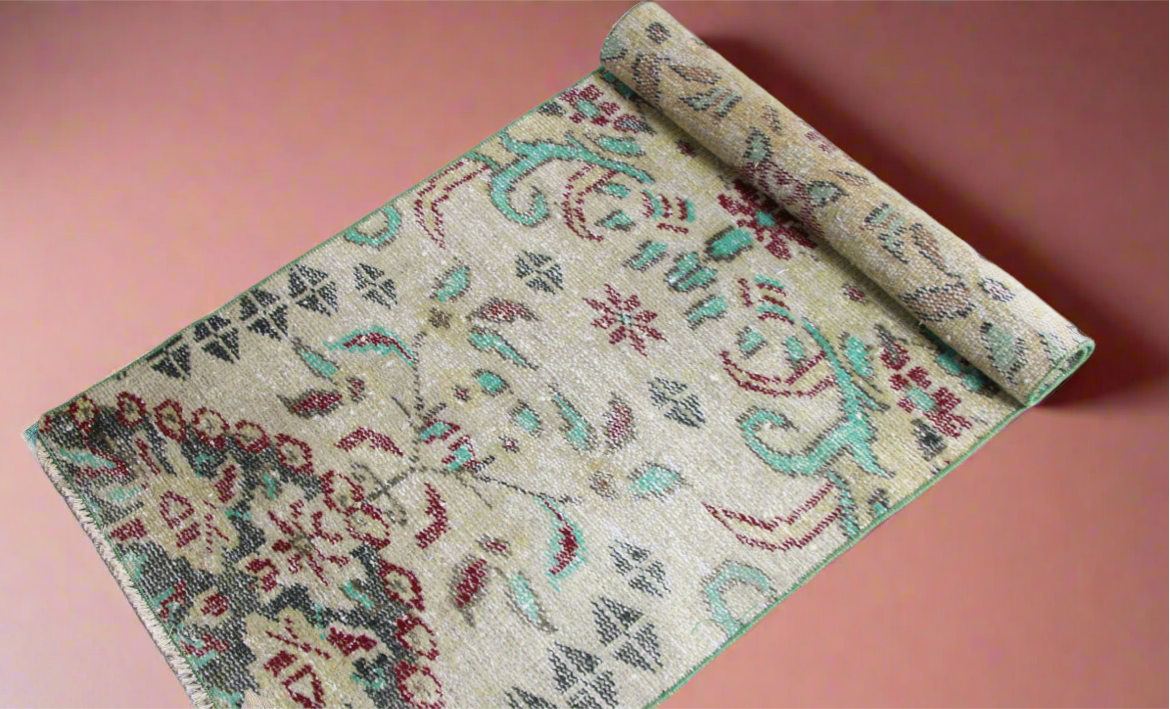 “Odette” Turkish rug • 2’ x 3.8’