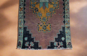 "Cass" Vintage Oushak Rug •1.6 x 2.6ft